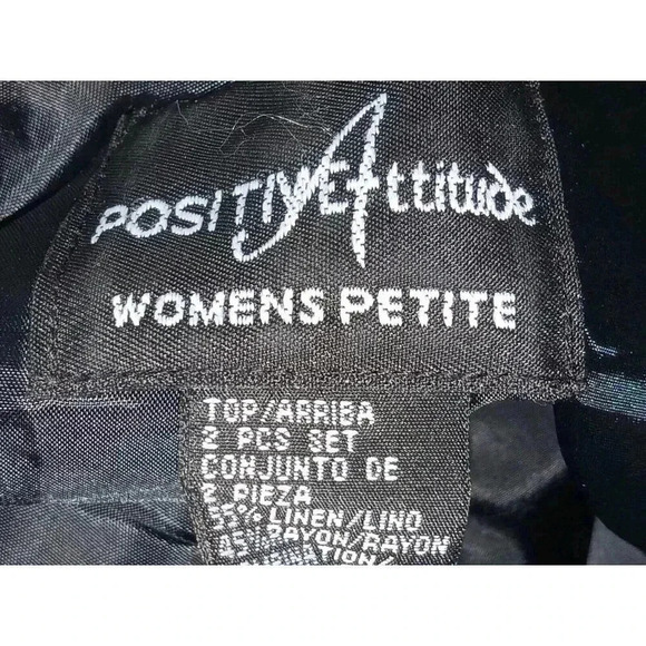 Positive Attitude Women's Blouse-Size 16 Petite-Floral Embroidery-Button Front - Picture 12 of 13